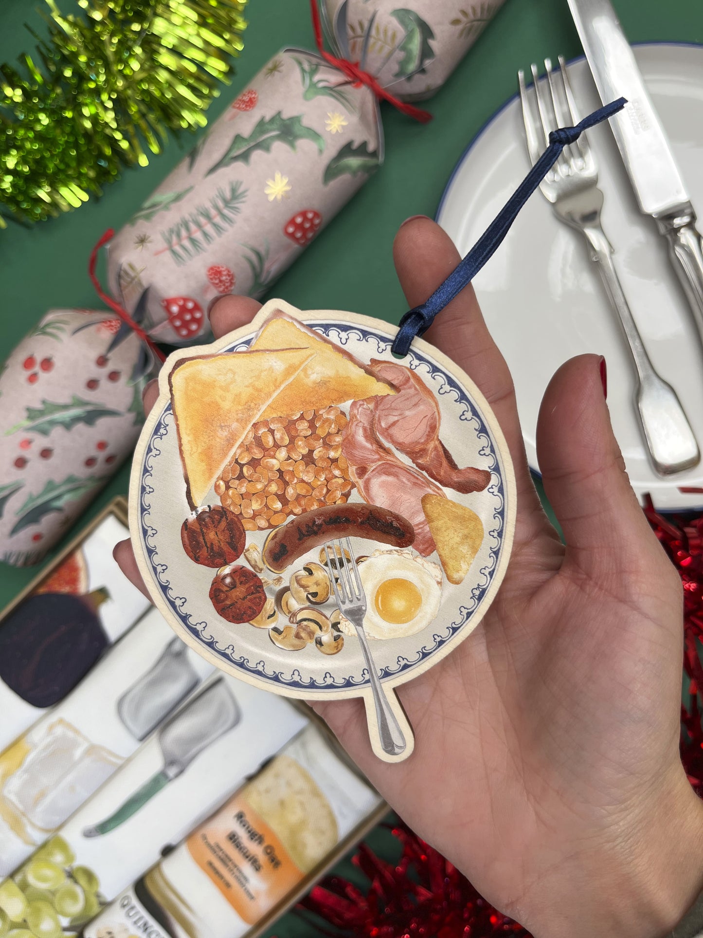 Full English Christmas Decoration