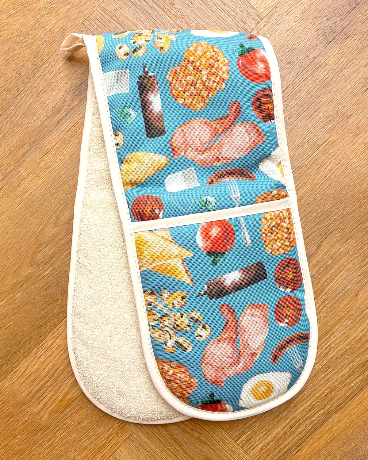 Full English Oven Glove, Hand-Drawn British Double Oven Glove
