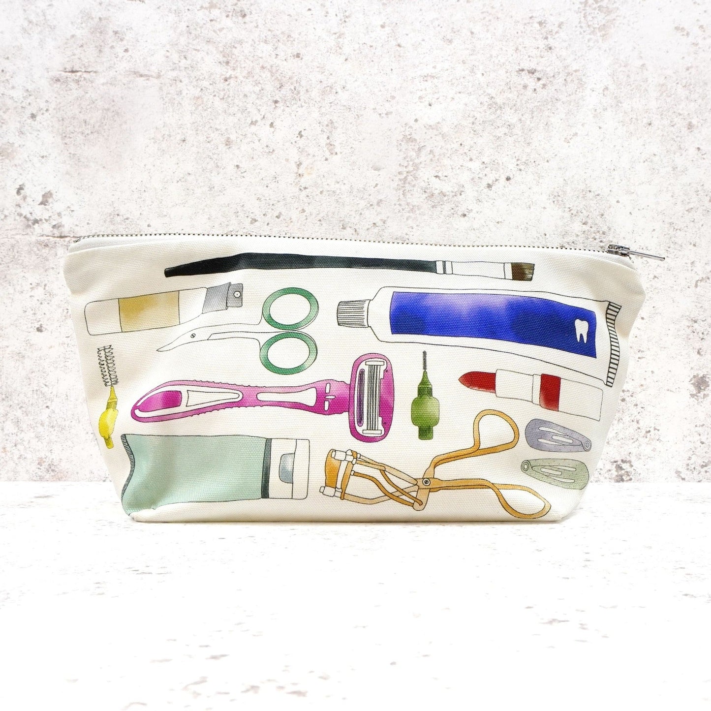 Illustrated women's toiletry bag 